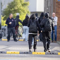 Scholen Heemskerk en Beverwijk weer open, beginnen met gesprek over onrust