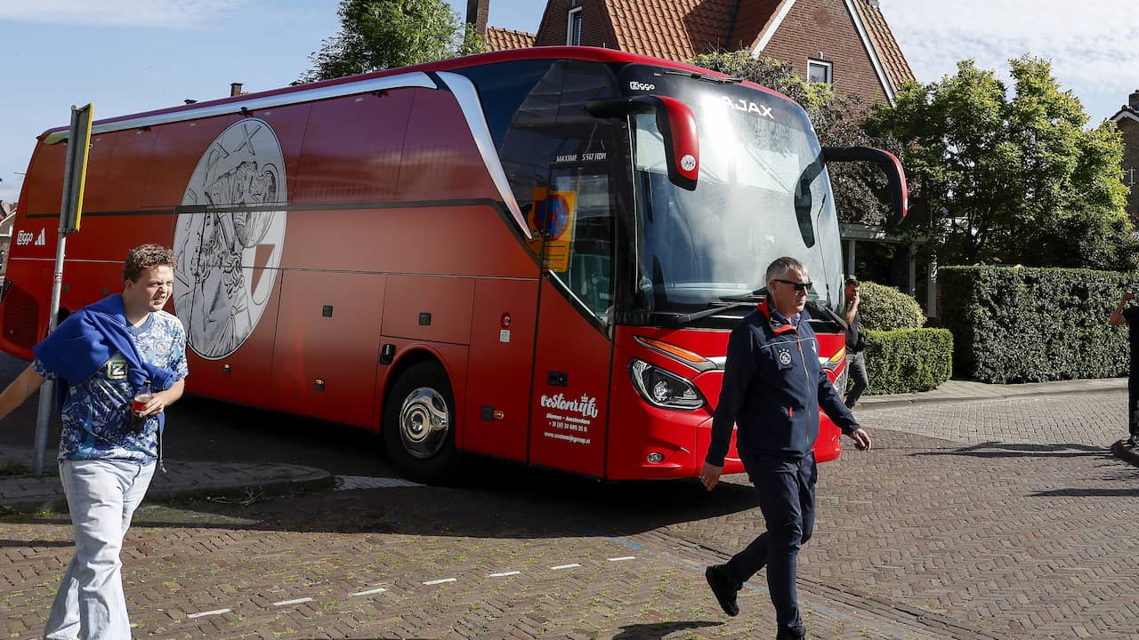 Live play-offs | Ajax met Bouwman in Volendam tegen FC Groningen