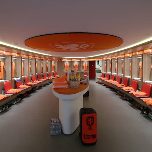 Illustratie bij: Debuterende Xavi vernieuwt niet in opstelling Oranje voor duel met Duitsland