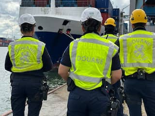 Kapitein containerschip opgepakt vanwege omzeilen sancties tegen Rusland