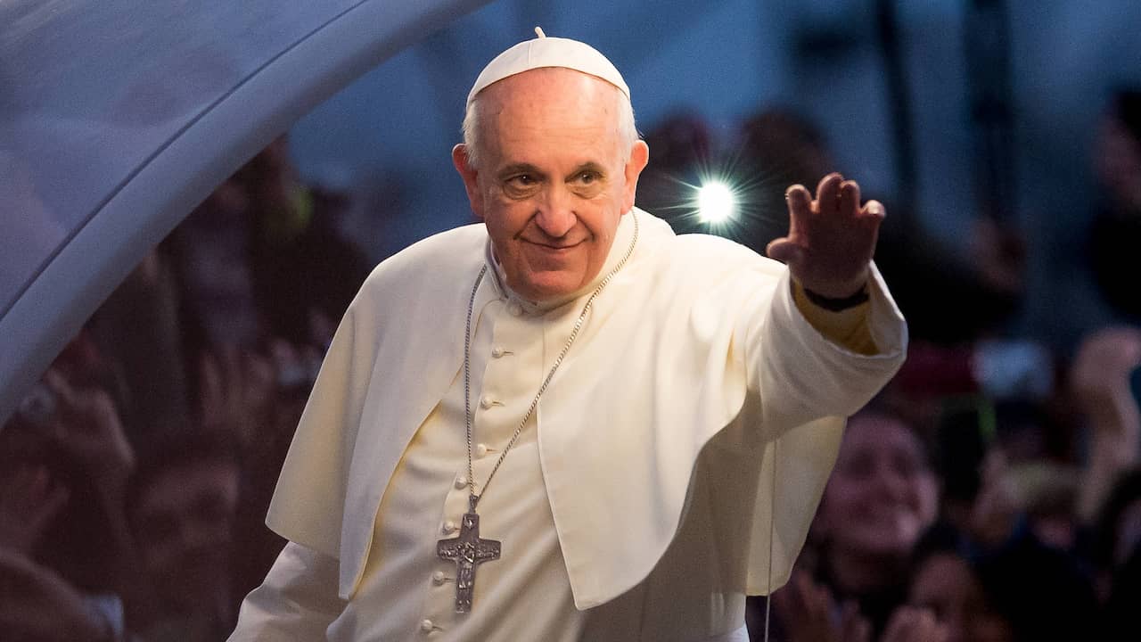 Paus Franciscus overleed volgens Vaticaan aan beroerte gevolgd door hartfalen | Buitenland | NU.nl