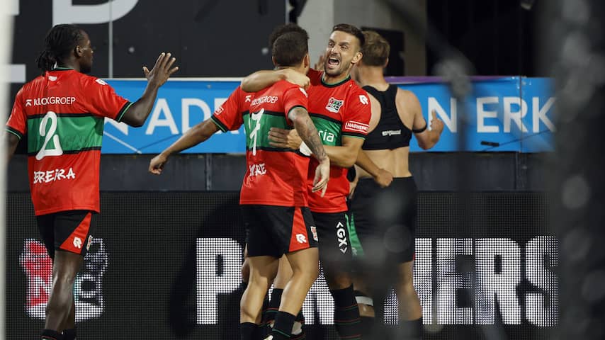 NEC klopt Olympiacos na verlenging en houdt Champions League-droom in leven