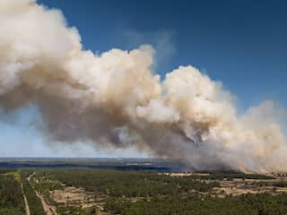 Brand op militair terrein 't Harde is vannacht 'helaas niet kleiner geworden'