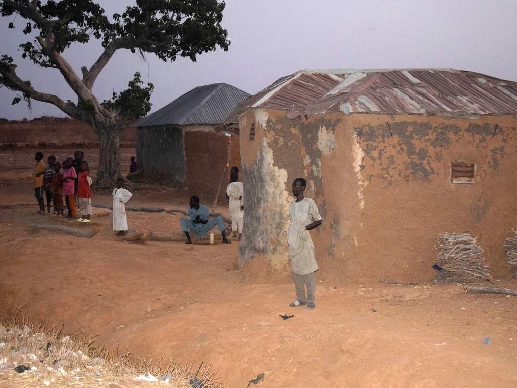 Nigeriaanse troepen gaan op zoek naar 280 ontvoerde kinderen, 25 weer terecht