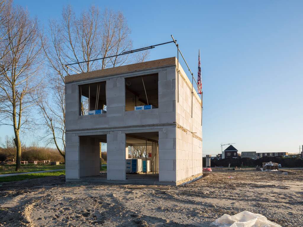 Almere komt net op tijd met plan om woningen voor statushouders te regelen