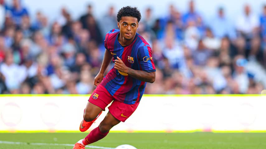 Shane Kluivert (18) treedt bij Barça in voetsporen vader: 'Hij heeft alles'