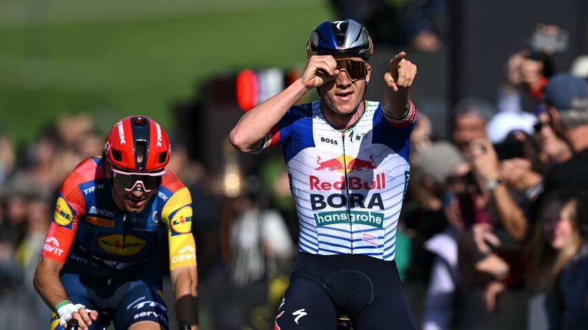 Evenepoel zegeviert in GP Québec en doet vertrouwen op richting WK