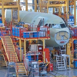Airbus inspecteert honderden vliegtuigen vanwege probleem met metalen platen