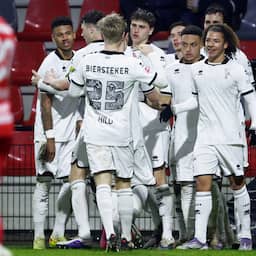 Koploper ADO profiteert van misstap Cambuur en loopt verder uit in KKD