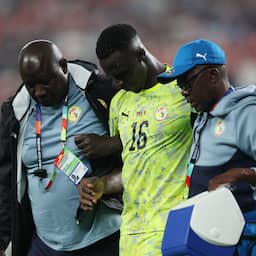 Senegal doet na WK pijnlijke onthulling over teamarts: 'Opgeleid tot gynaecoloog'