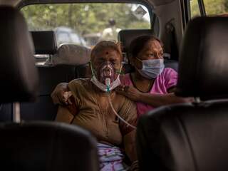 Hoe India de grip op het coronavirus volledig verloor