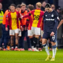 Feyenoord verliest bij Go Ahead Eagles en raakt koppositie kwijt aan PSV