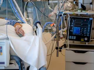 Vier op de vijf recent opgenomen coronapatiënten op de ic zijn niet gevaccineerd