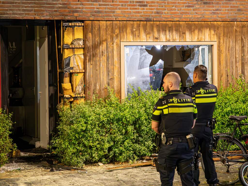 Ambtenaar vast voor lekken adressen naar criminelen met explosies tot gevolg
