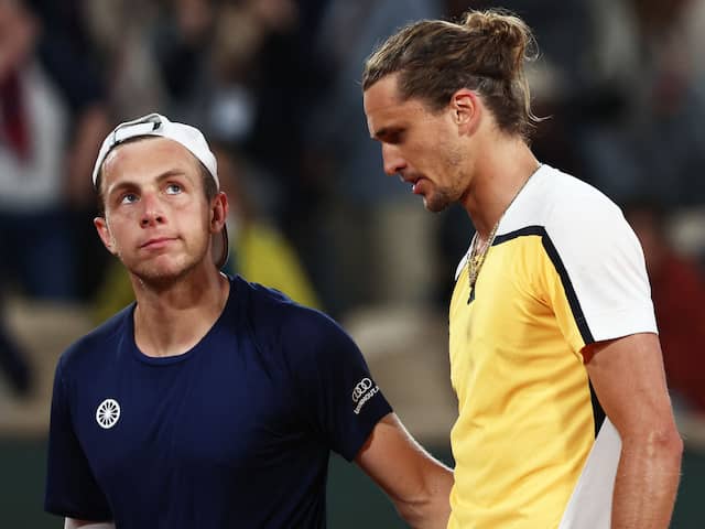 Live Roland Garros | Griekspoor bevestigt dat hij opgaf met