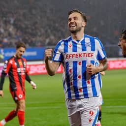 Heerenveen passeert magische doelpuntengrens en geeft Excelsior pak slaag