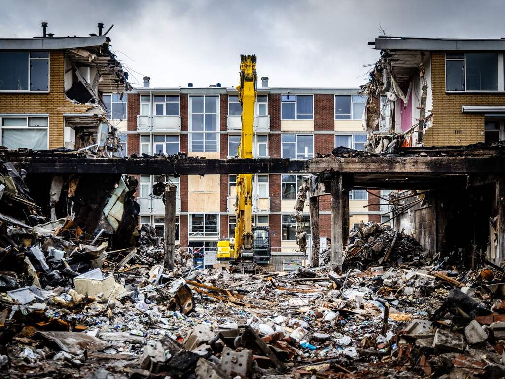 Verdachte in zaak ontploft drugslab Rotterdam komt vrij met enkelband