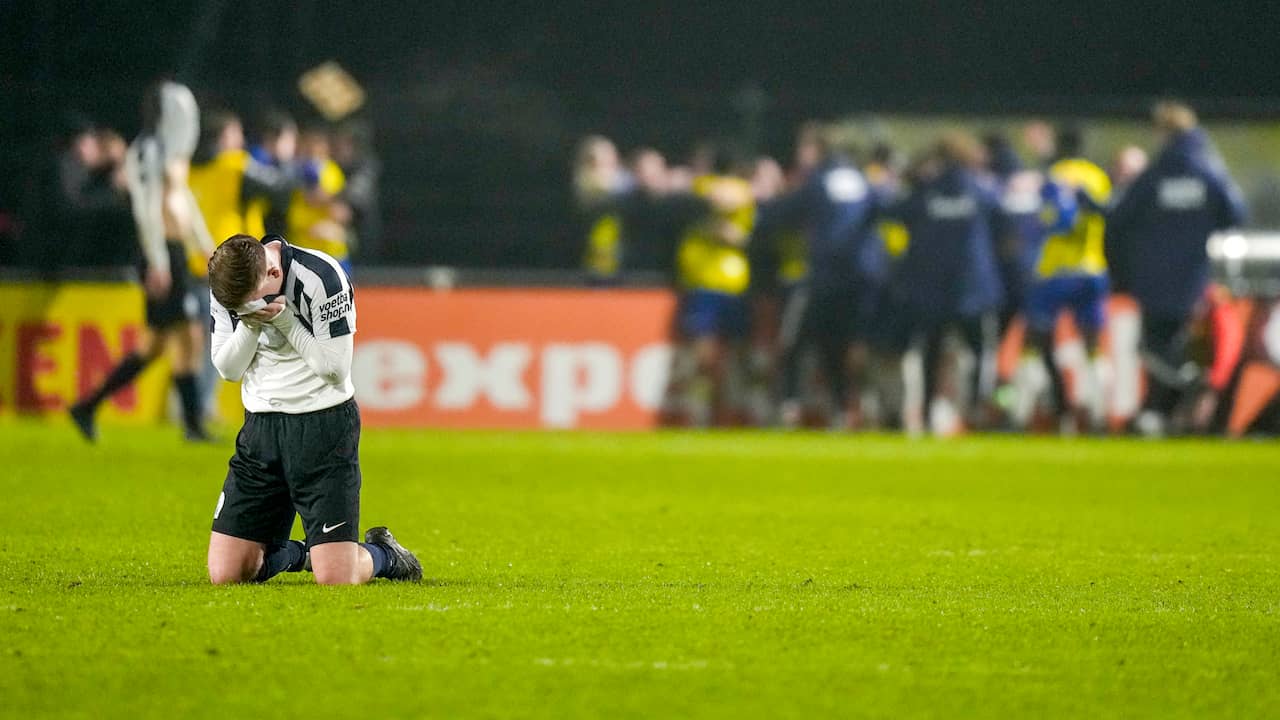 High-Quality Dankzij Ommekeer In De Verlengingen: Anderlecht Trekt Hoogvorm Verder In Beker En Vloert Nu Ook Racing Genk Capture Photography High-Quality Dankzij Ommekeer In De Verlengingen: Anderlecht Trekt Hoogvorm Verder In Beker En Vloert Nu Ook Racing Genk Capture Photography