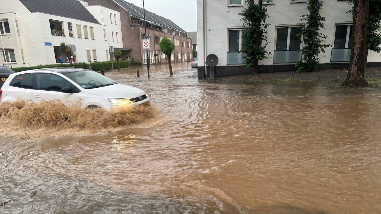 Limburgse straten opnieuw onder water door hevige regenval