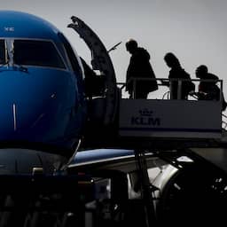 Man die zonder ticket KLM-toestel binnendrong krijgt vliegverbod van dertig jaar