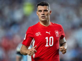 Xhaka geeft vals coronavaccinatiebewijs toe en mist duels met Zwitserland