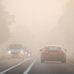 Code geel voor mist in zeven provincies, verkeer moet alert zijn in spits