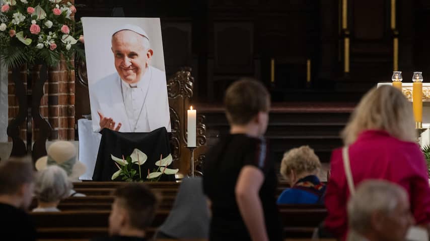 Kardinalen aan zet na dood Franciscus: zo wordt de nieuwe paus gekozen