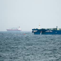 Oil prices fall further on potential Iran-US peace deal