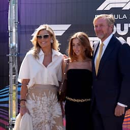 Video | Prinses Alexia vergezelt ouders bij bezoek aan Formule 1 in Zandvoort
