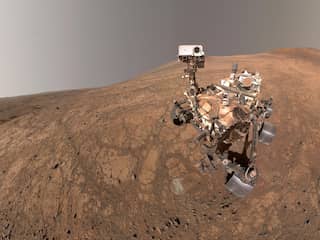 NASA ontdekt eerste 'minibliksems' op Mars met verkenningsvoertuig