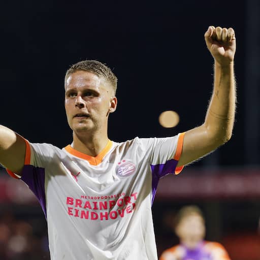 Joey Veerman gaat PSV voor zo'n 22 miljoen euro verruilen voor Dortmund