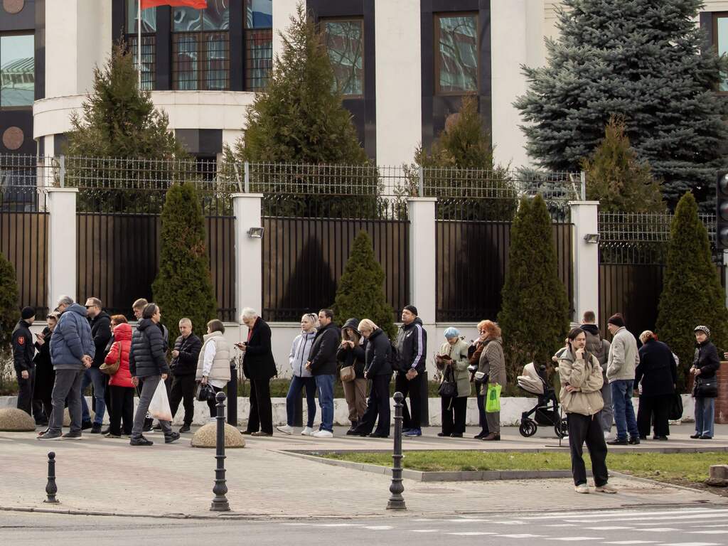 Russische vrouw krijgt celstraf voor vreedzaam protest bij presidentsverkiezingen