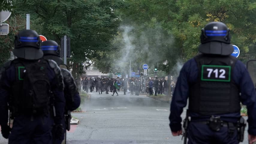 Foto bij Massale Franse scholierenprotesten worden steeds groter, ook acties in België