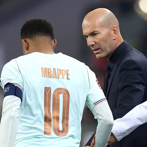 Illustratie bij: Mbappé scoort en valt uit bij Frankrijk, Ajacied Ouazane debuteert bij Marokko