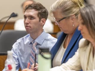 Verdachte van moord op Trump-bondgenoot Charlie Kirk verschijnt in rechtbank