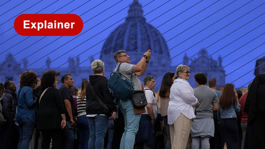 Paus wilde het nét wat anders: dit zien duizenden mensen bij afscheid