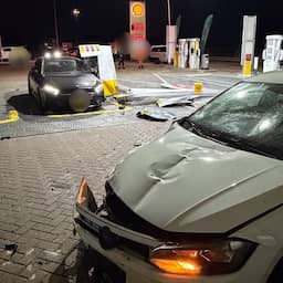 Beschonken bestuurder ramt tankstation in Etten-Leur, man kan net wegspringen