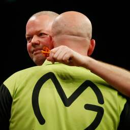NU+ | 'Barney' leeft mee met Van Gerwen: 'Ik hoop dat hij snel weer happy wordt'