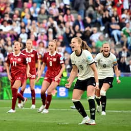 Duitsland klopt Denemarken in vermakelijk EK-duel en is dicht bij kwartfinales