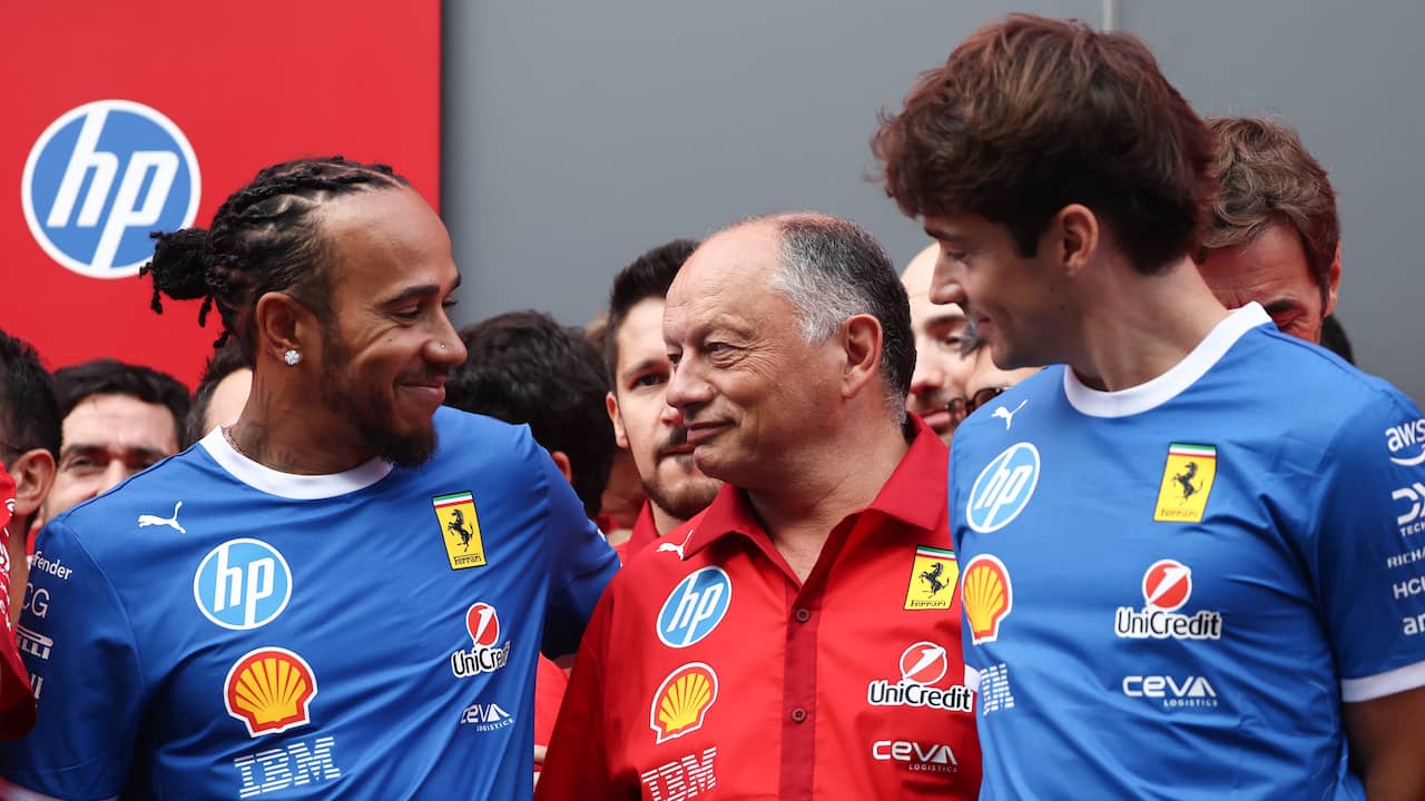 Foto bij Hamilton en Leclerc steunen Ferrari-baas Vasseur na open sollicitatie Horner