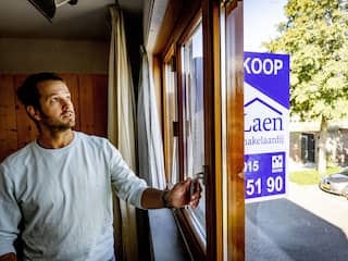 Experts hekelen verkoop huurwoningen: 'Overheid heeft huursector uitgerookt'