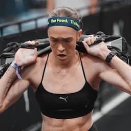 Hyrox-atlete biedt excuses aan voor afmaken race nadat ze in broek had gepoept