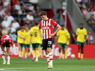 PSV begint nieuw Eredivisie-seizoen met puntenverlies door late goal Fortuna