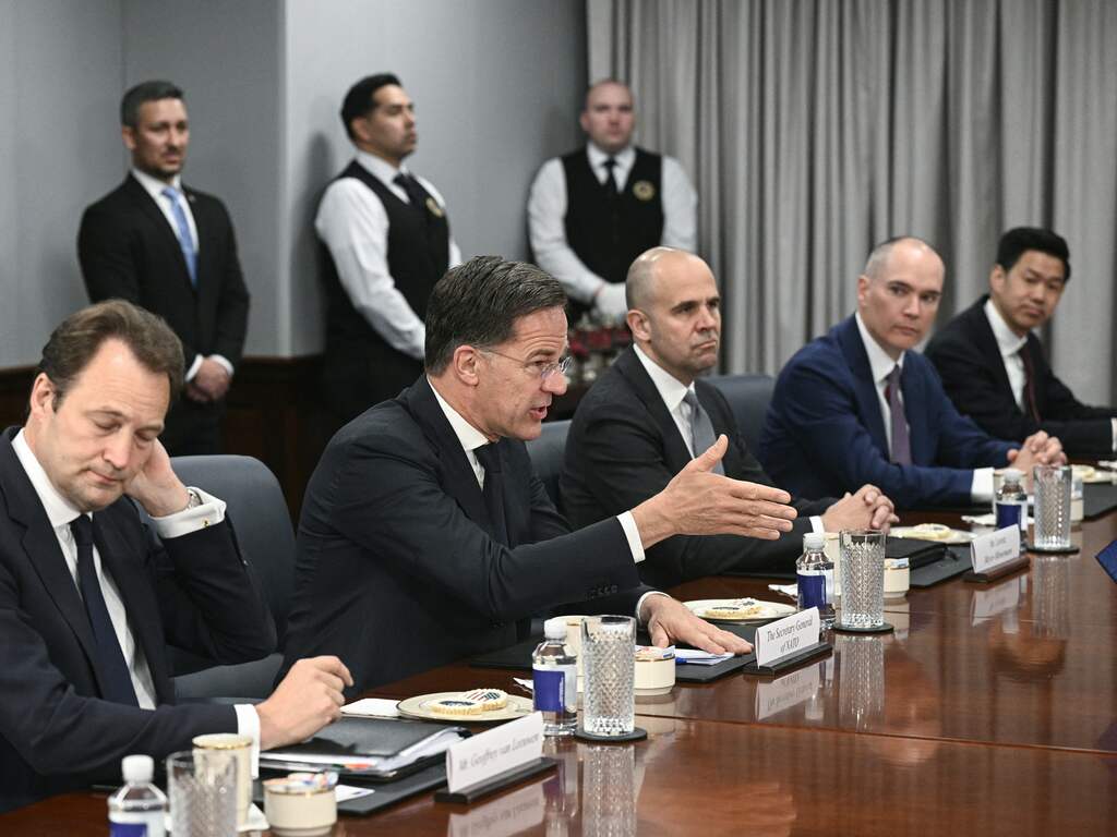 Rutte: 'VS dwingt Oekraïne niet tot pro-Russische deal, maar er ligt iets op tafel'