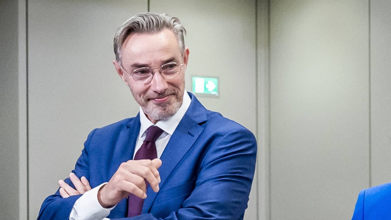 Senator Van de Sanden verlaat VVD uit onvrede over koers en neemt zetel mee | Politiek | NU.nl