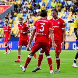 Live voetbal | FC Twente razendsnel op voorsprong in Slowakije, later Ajax