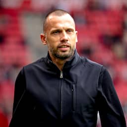 Ajax-commissarissen waren kritisch op aanstelling Heitinga: 'Rugzak niet vol'