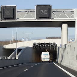 Automobilist met pech in Maastricht blijkt crimineel die nog tien jaar moet zitten