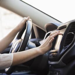 NU+ | Wat is veiliger in de auto: een scherm of gewone knoppen?