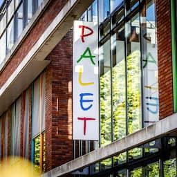 School Alblasserdam sluit jaar dag na steekpartij emotioneel af: 'Dochter is bang'